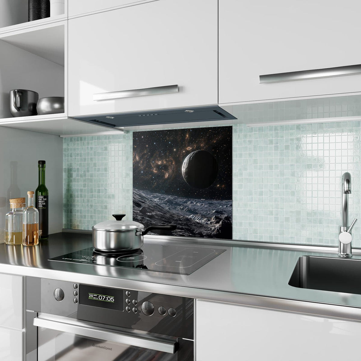 Küchenrückwand aus Glas Mondlandschaft im All im quadratischen Format als Spritzschutz hinter dem Kochfeld, über dem Fliesenspiegel montiert