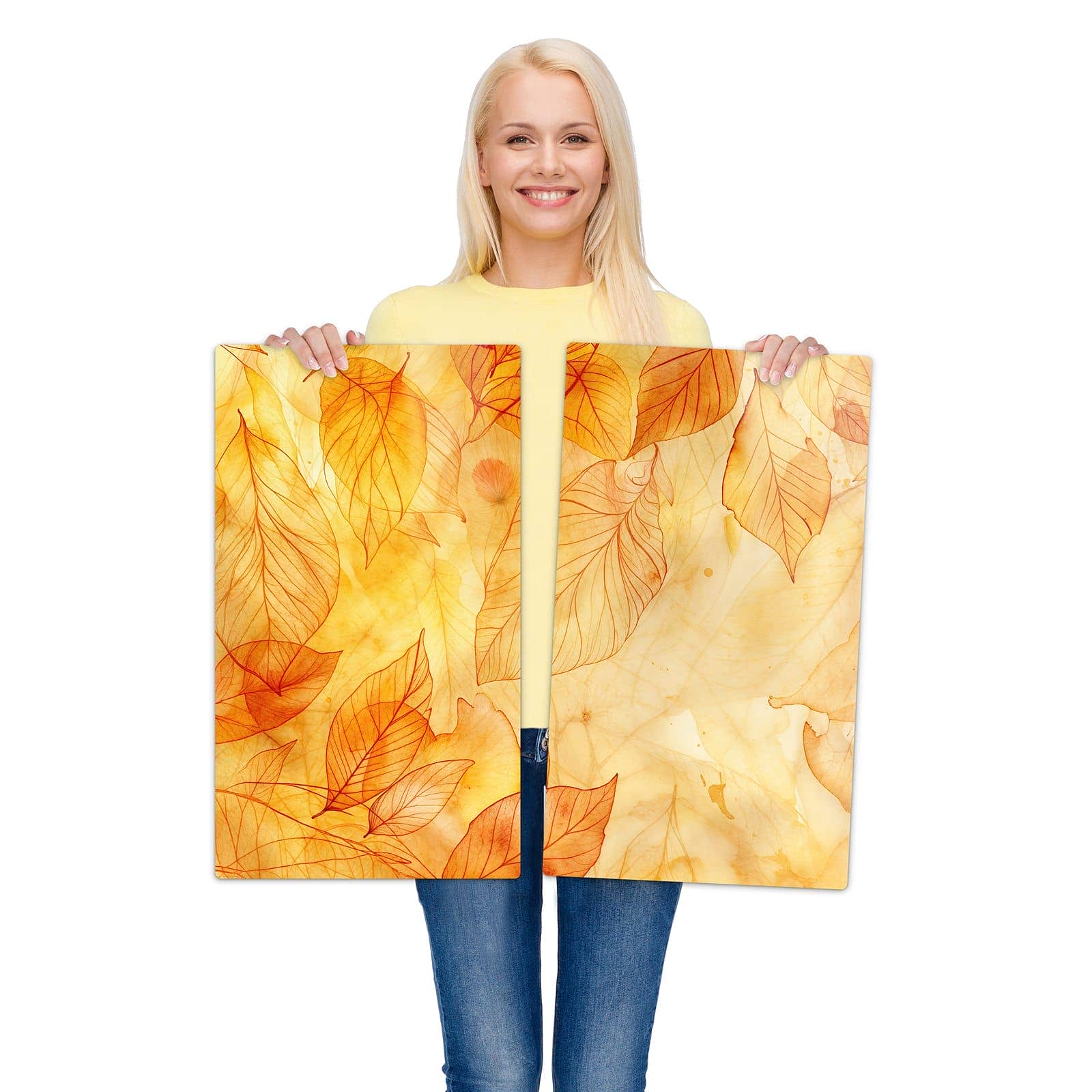 2-teilige Herdabdeckplatte mit Herbstblätter-Motiv wird zur Größendarstellung gehalten