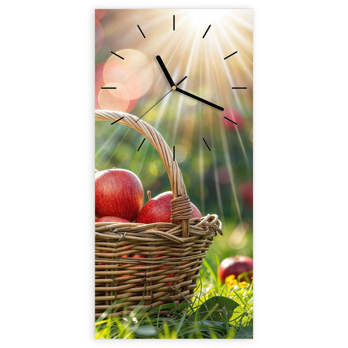 Wanduhr Korb mit roten Äpfeln aus Glas – Hochformat 30 × 60 cm mit Ziffernblatt Linie