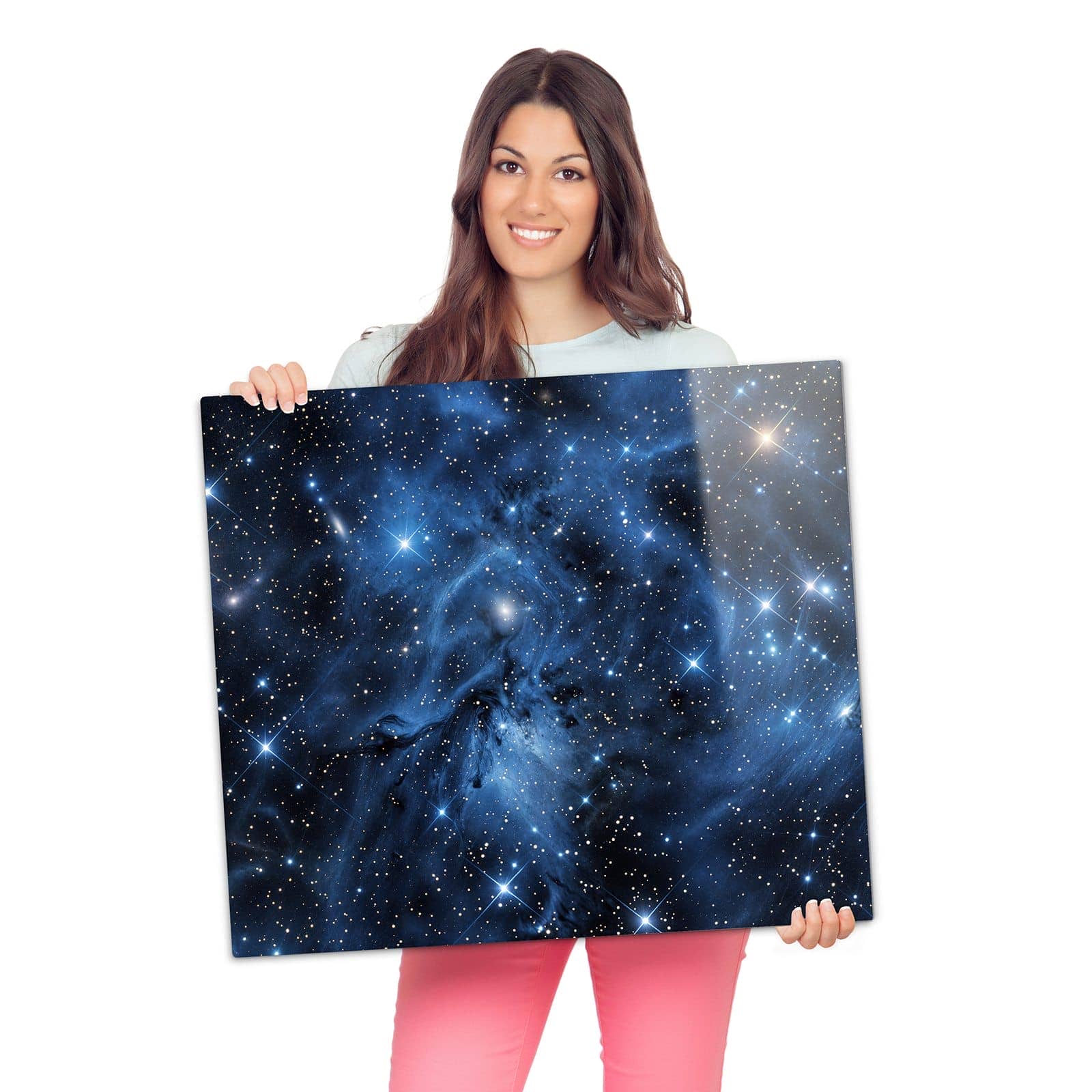 Herdabdeckplatte aus Glas mit Sanfte Sternenhinmel-Motiv wird zur Größendarstellung gehalten