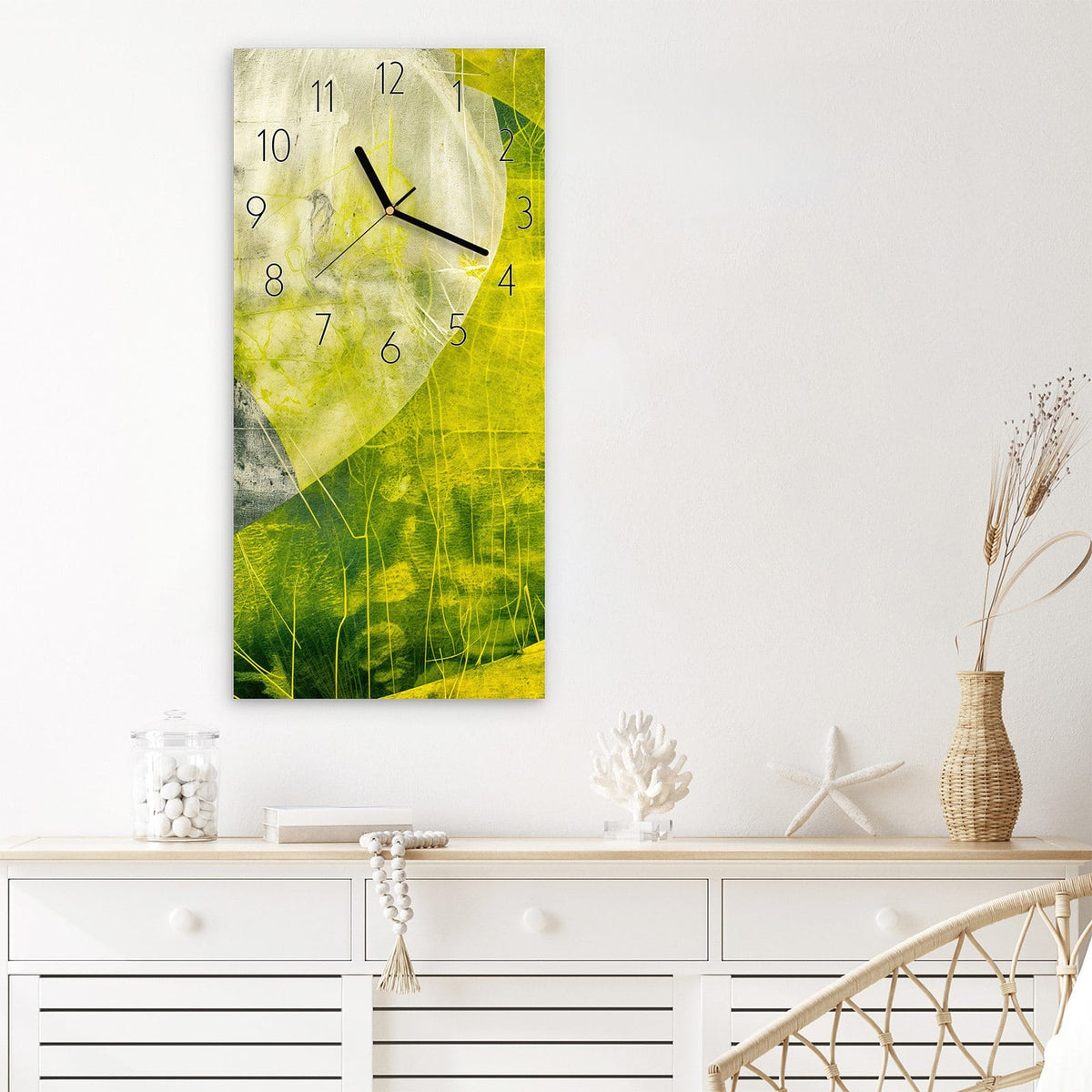 Wanduhr Abstraktkunst aus Glas – Organische Formen in Gelb und Grün