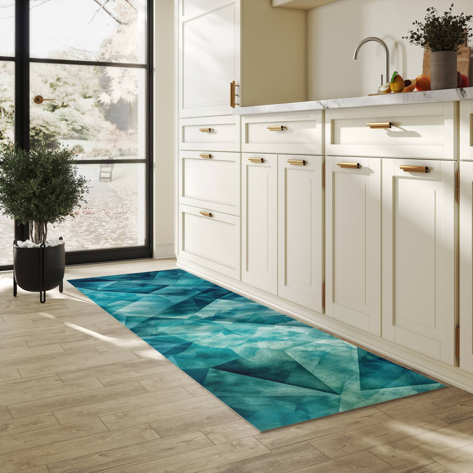 Strapazierfähiger Küchenteppich mit Motiv Abstrakte Geometrie in heller Küche