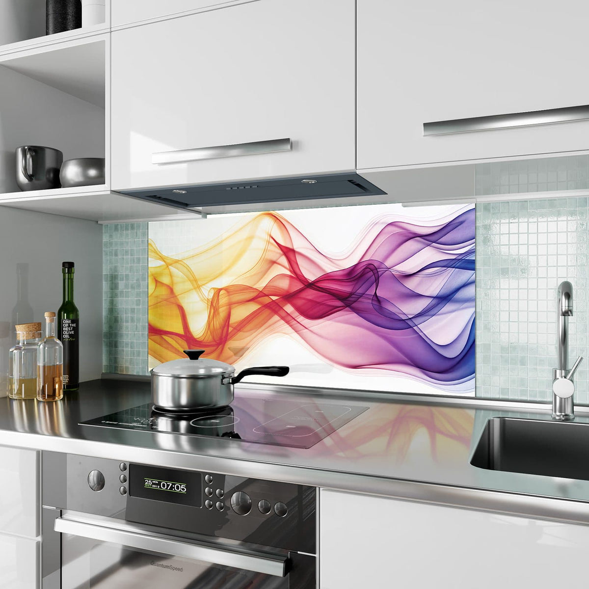 Küchenrückwand aus Glas Bunte Rauchwellen im Hochformat als Spritzschutz hinter dem Kochfeld, über dem Fliesenspiegel montiert