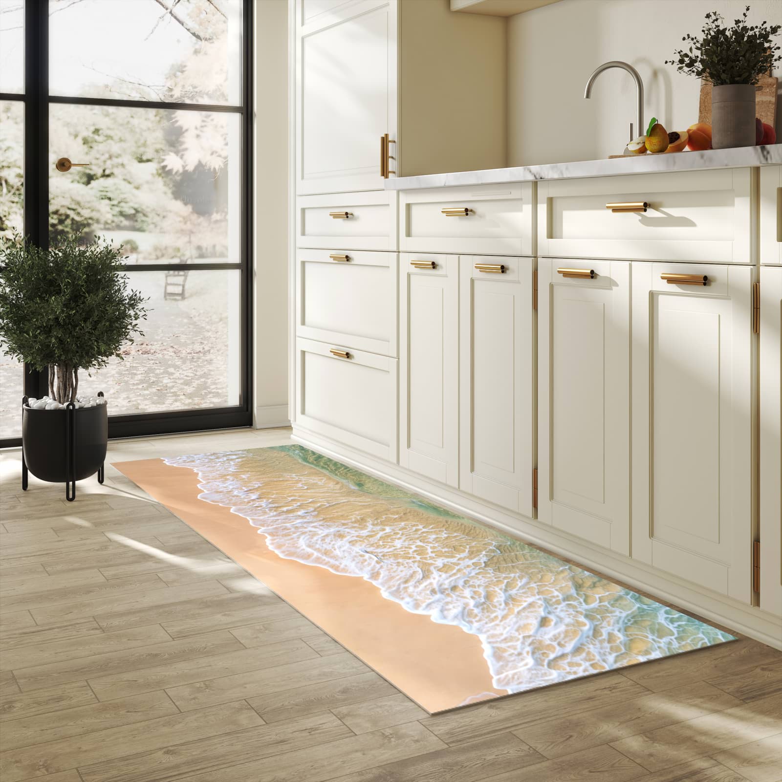 Langlebiger, waschbarer Küchenläufer mit Motiv Strandwellen in heller Küche