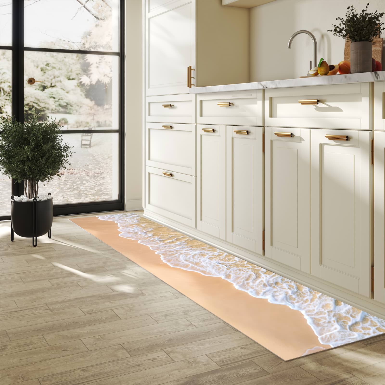 Fleckenresistenter rutschfester Küchenläufer mit Motiv Strandwellen in heller Küche