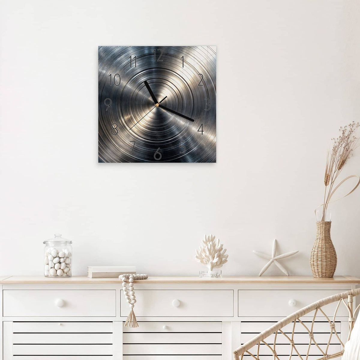 Wanduhr Konzentrische Kreise aus Glas – Quadratisch 30 × 30 cm – Konzentrische Rillen in Silber