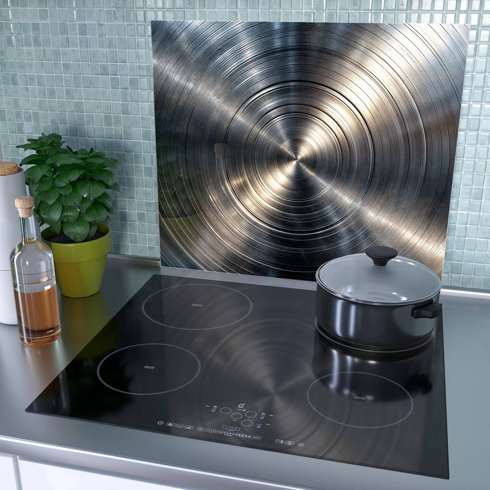 1-teilige Herdabdeckplatte mit Metallkreise-Motiv als Spritzschutz hinter dem Kochfeld