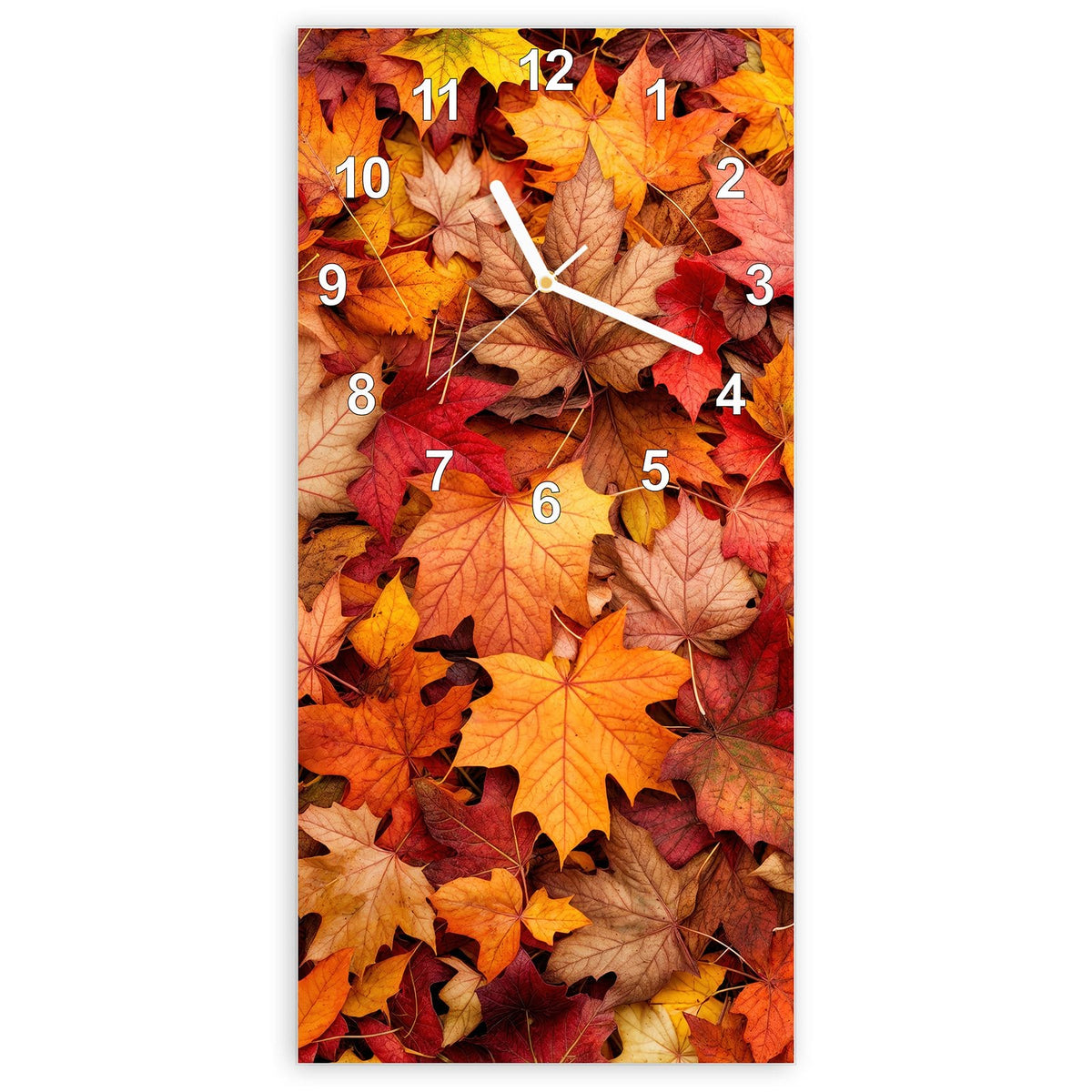 Wanduhr aus Glas, Ziffernblatt Modern: Dichter Teppich aus Ahornblättern in Rot, Orange und Gelb, von oben fotografiert
