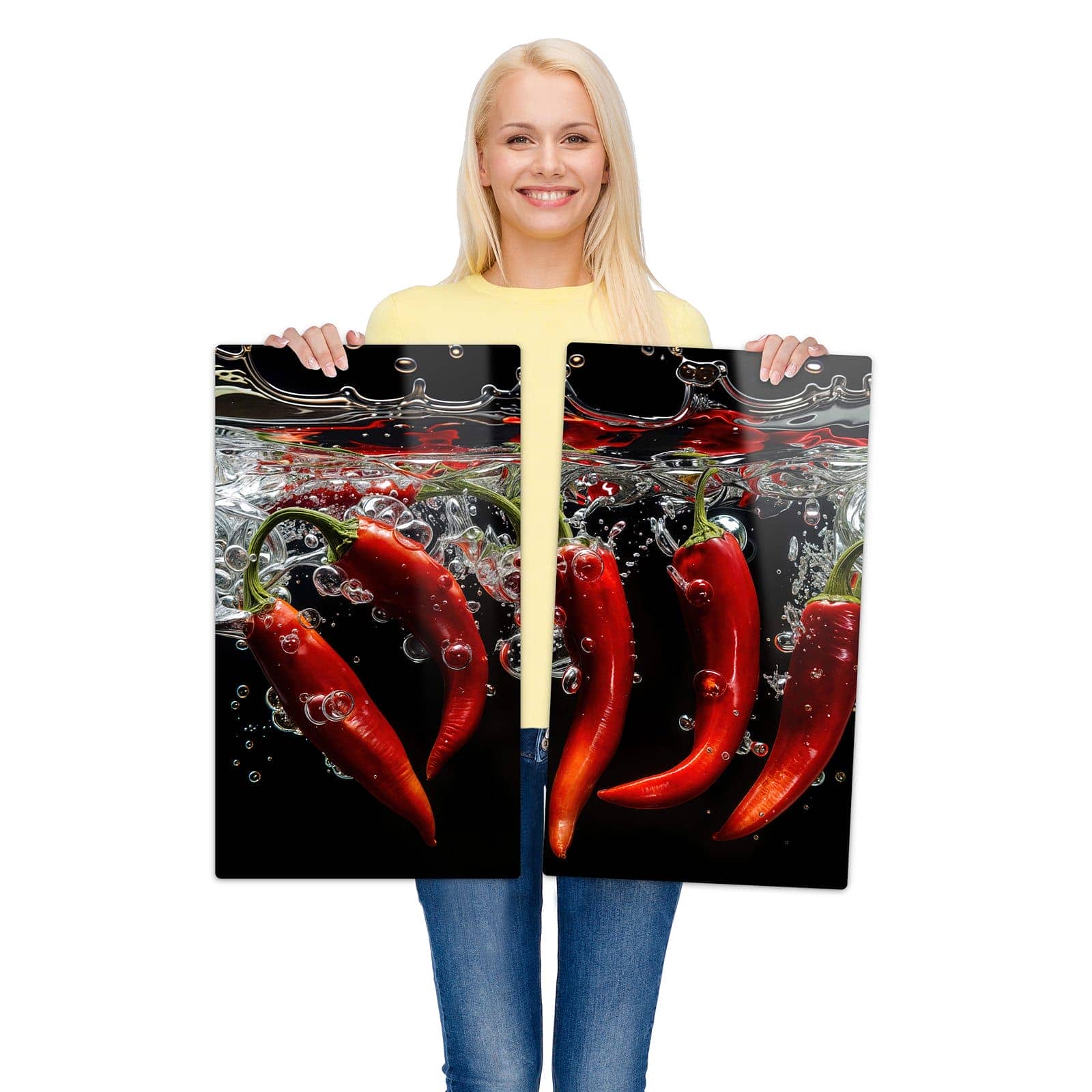 2-teilige Abdeckplatten für Ceranfeld mit Chili unter Wasser-Motiv wird zur Größendarstellung gehalten