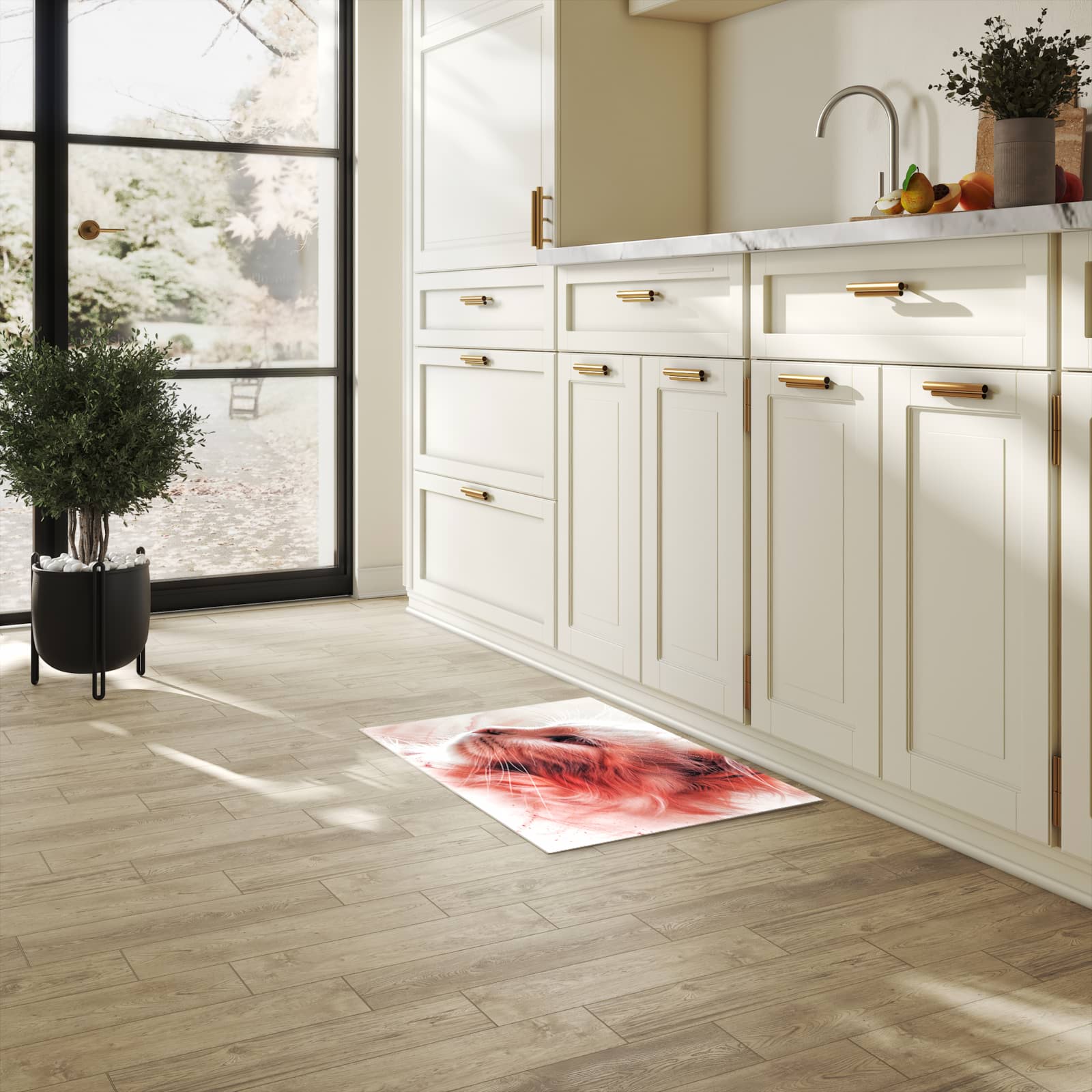 Langlebiger Bodenläufer mit Motiv Katze Profil Rouge in heller Küche
