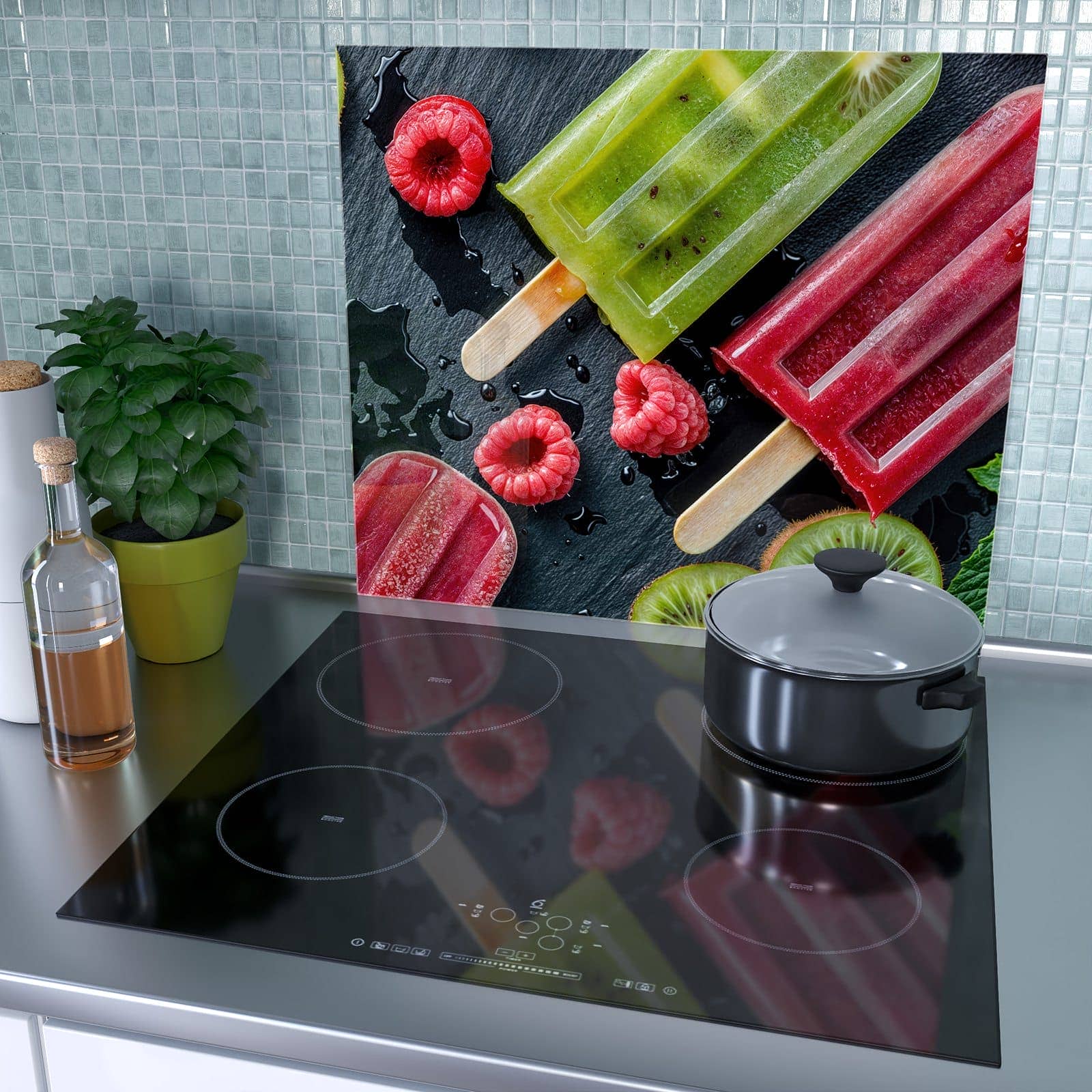 1-teilige Herdabdeckplatte aus Glas mit Frisches Eis am Stiel-Motiv als Spritzschutz hinter dem Kochfeld