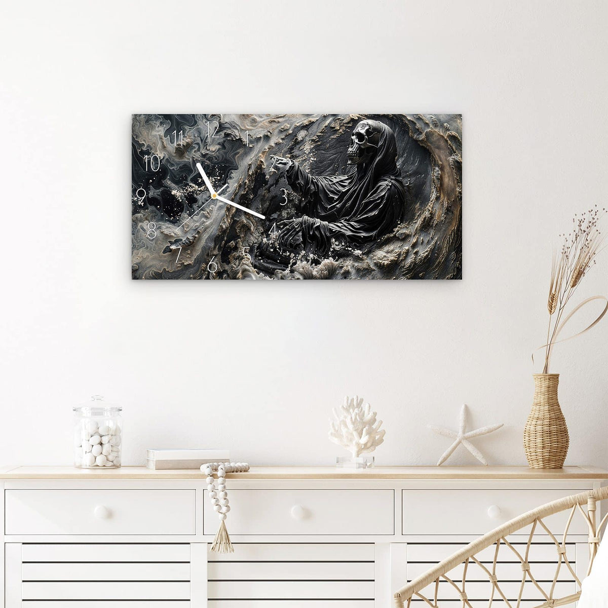 Wanduhr Skelett in Wellen aus Glas – Querformat 60 × 30 cm – Skelettfigur in wirbelnden Formen