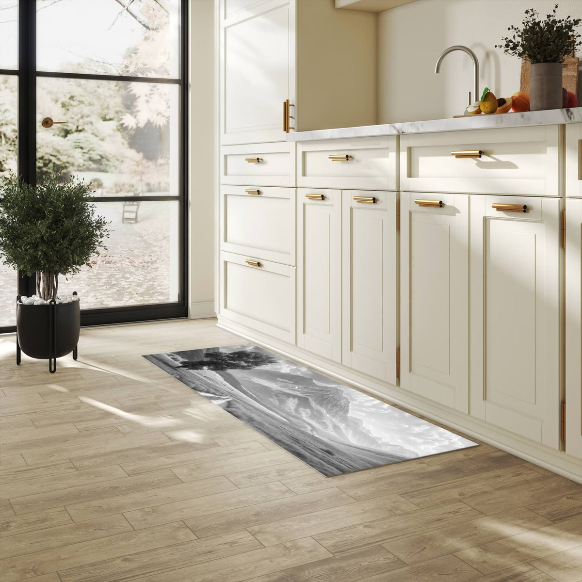 Hygienischer Küchenteppich mit Motiv Berglandschaft Weg in heller Küche