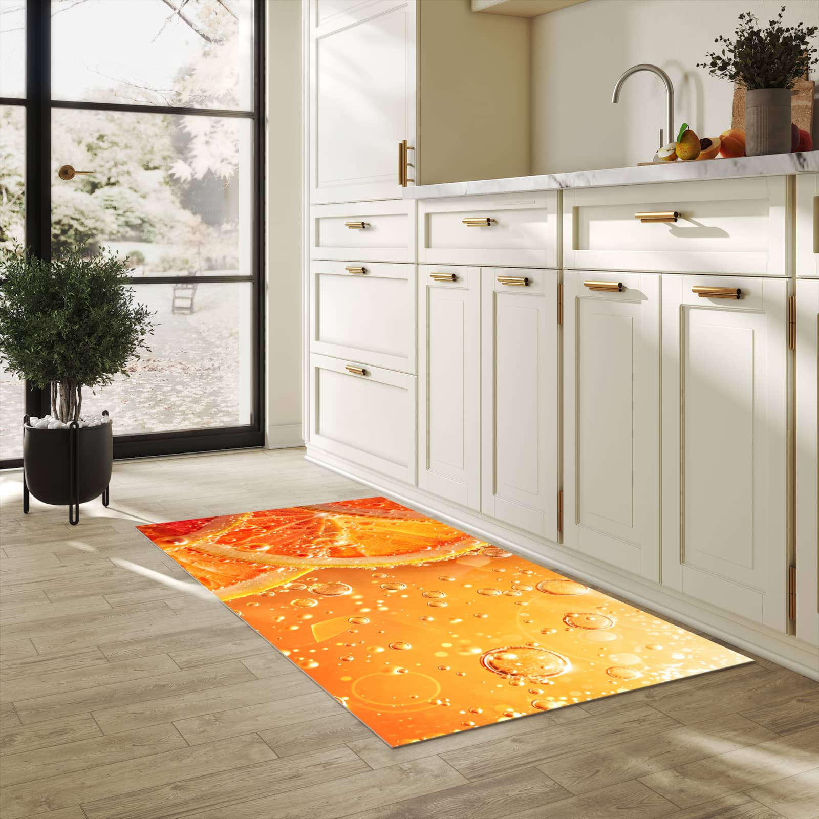 Geräuschdämpfender Küchenvorleger mit Motiv Spritzige Orange in heller Küche