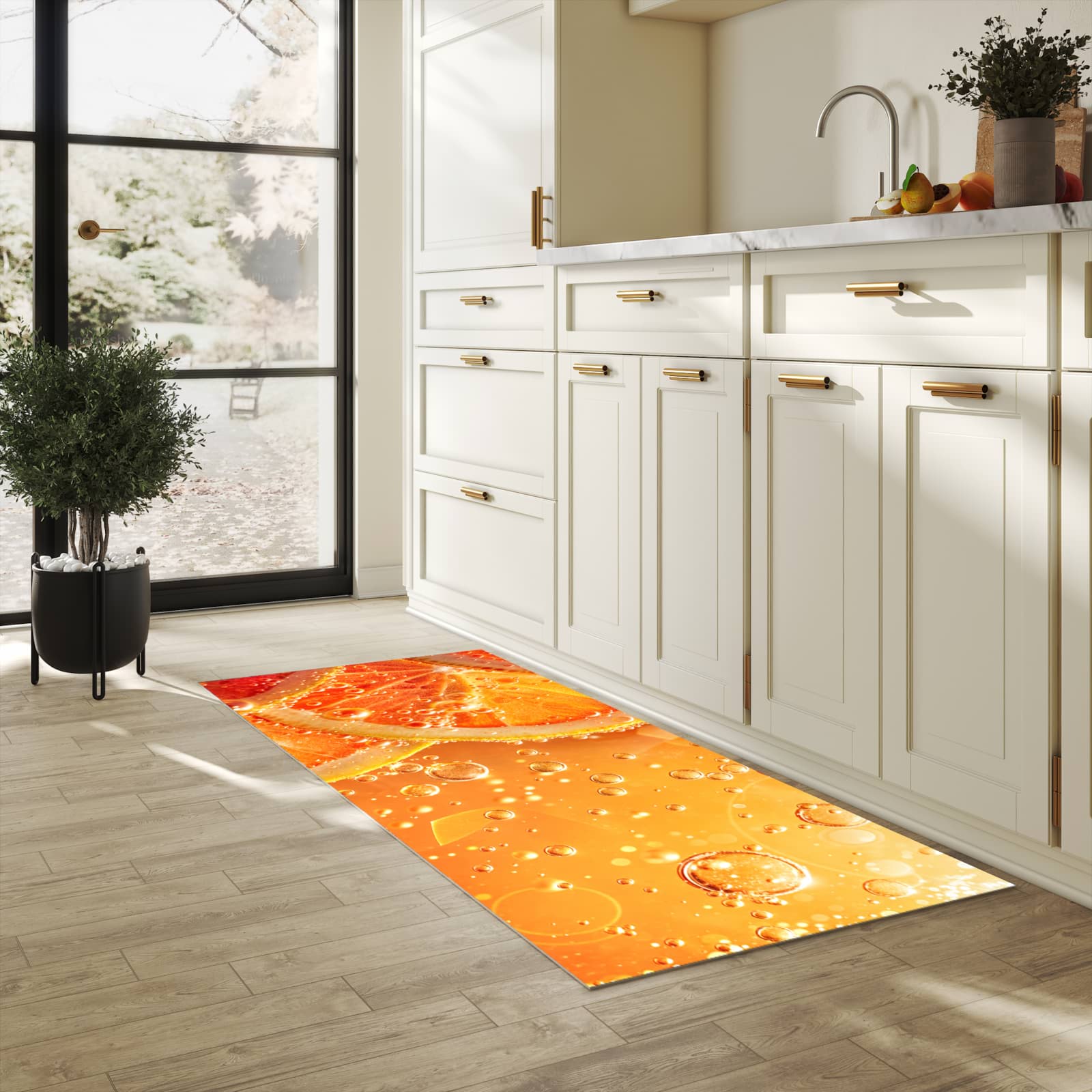 Farbbeständiger Läufer für die Küche mit Motiv Spritzige Orange in heller Küche
