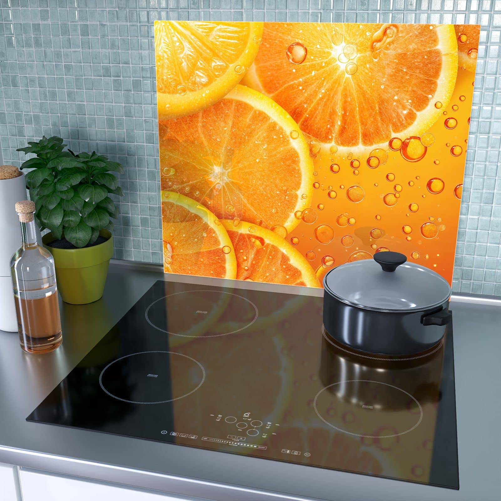 1-teilige Herdabdeckplatte mit Erfrischende Orange-Motiv als Spritzschutz hinter dem Kochfeld