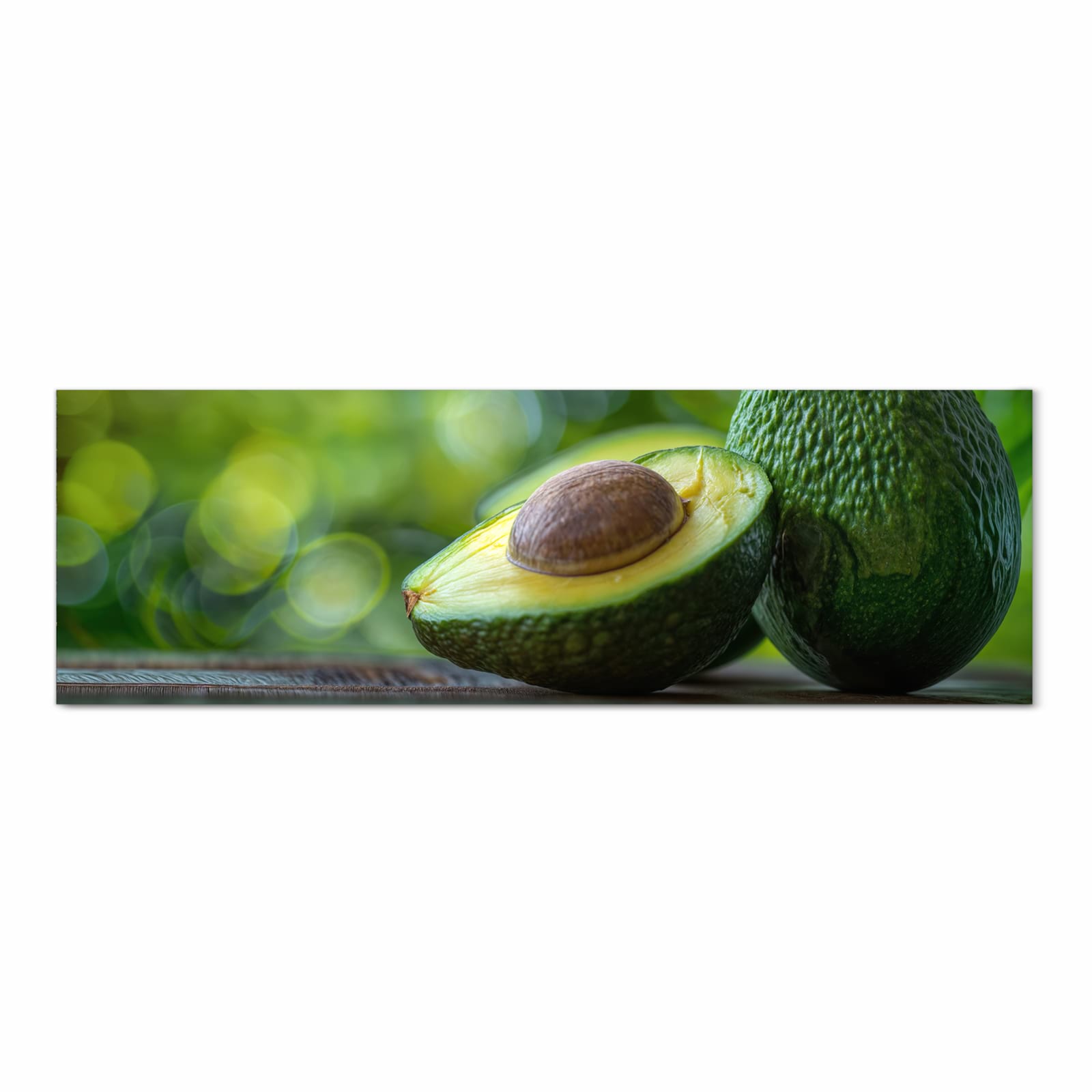 Rutschfester Teppich fürs Esszimmer mit Motiv Avocado Anschnitt in Frontansicht, waschbar