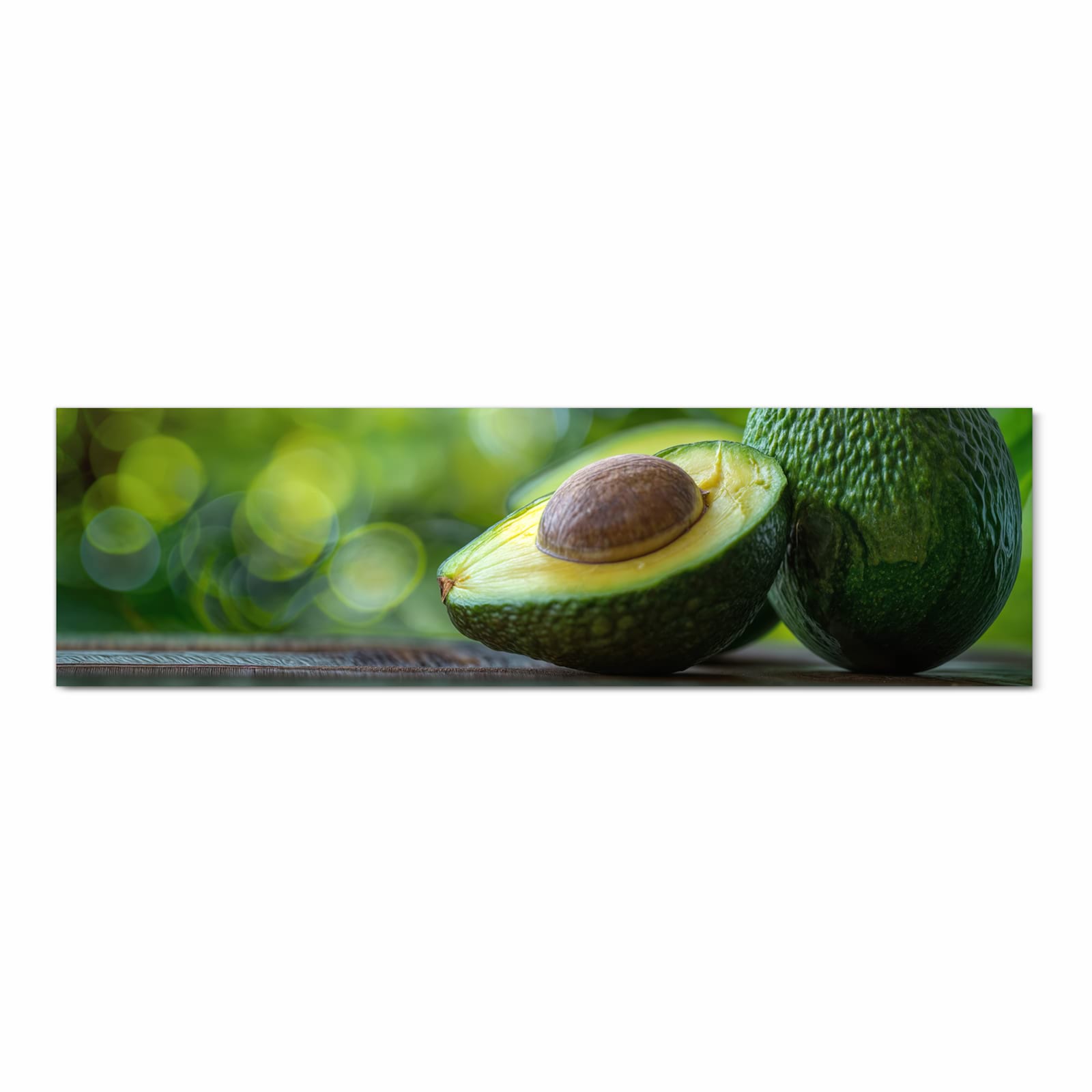Feuchtigkeitsresistenter Teppich fürs Esstisch mit Motiv Avocado Anschnitt in Frontansicht