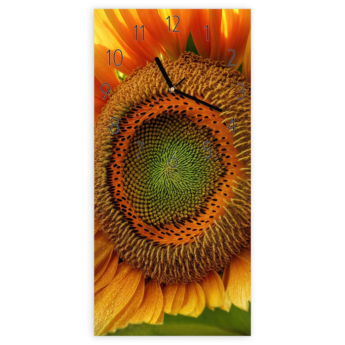 Wanduhr Sonnenblume Makro aus Glas – Hochformat 30 × 60 cm mit Ziffernblatt Elegant