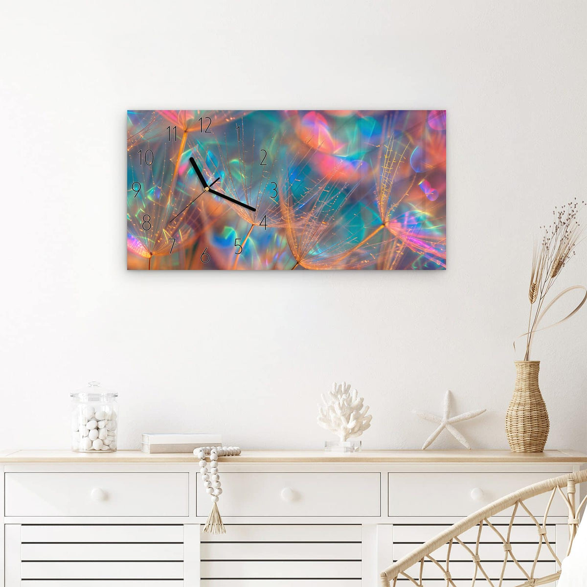 Wanduhr Schimmernde Natur aus Glas – Querformat 60 × 30 cm – Pusteblumensamen im Regenbogen-Bokeh