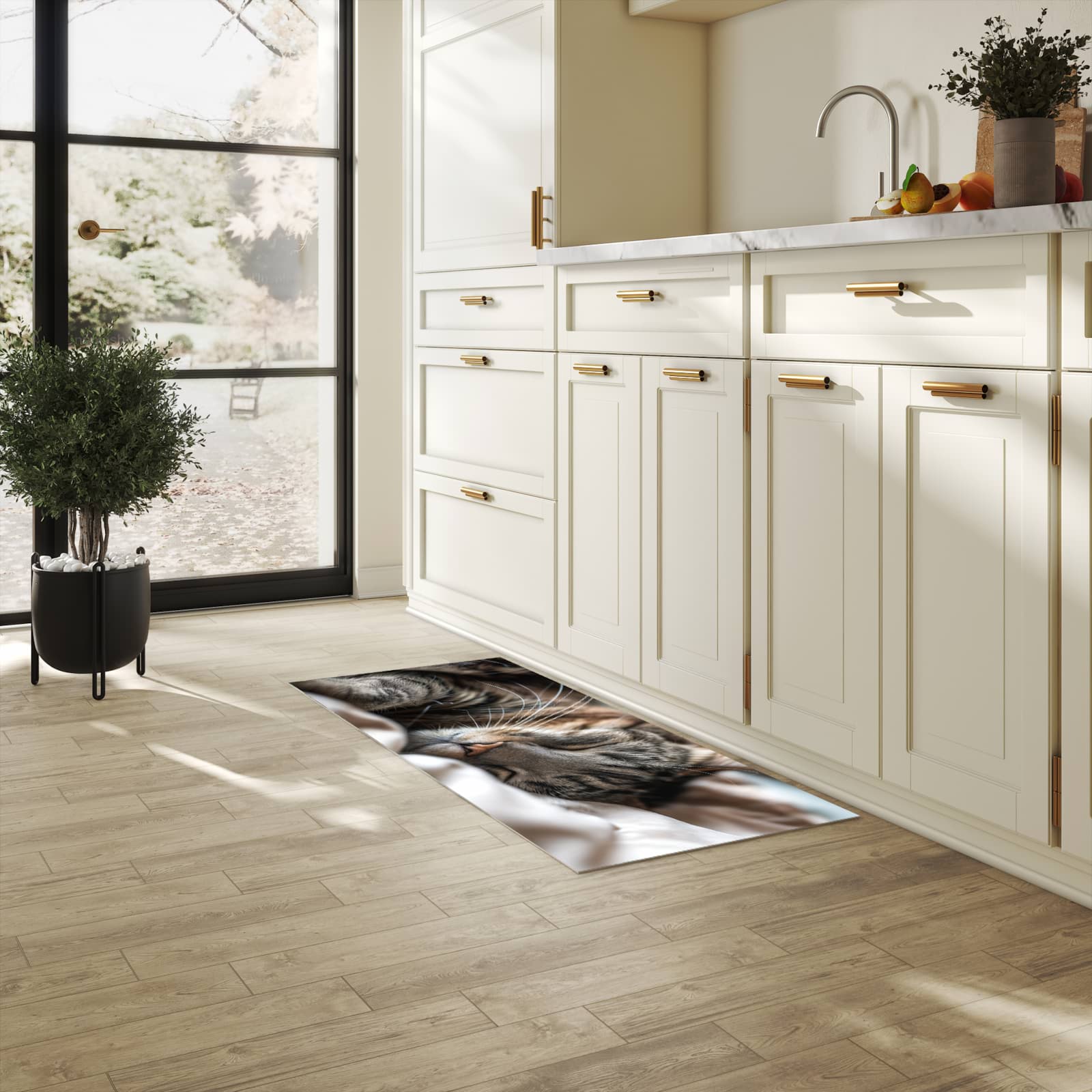 Rutschfester Küchenteppich mit Motiv Katze von Schlafende in heller Küche