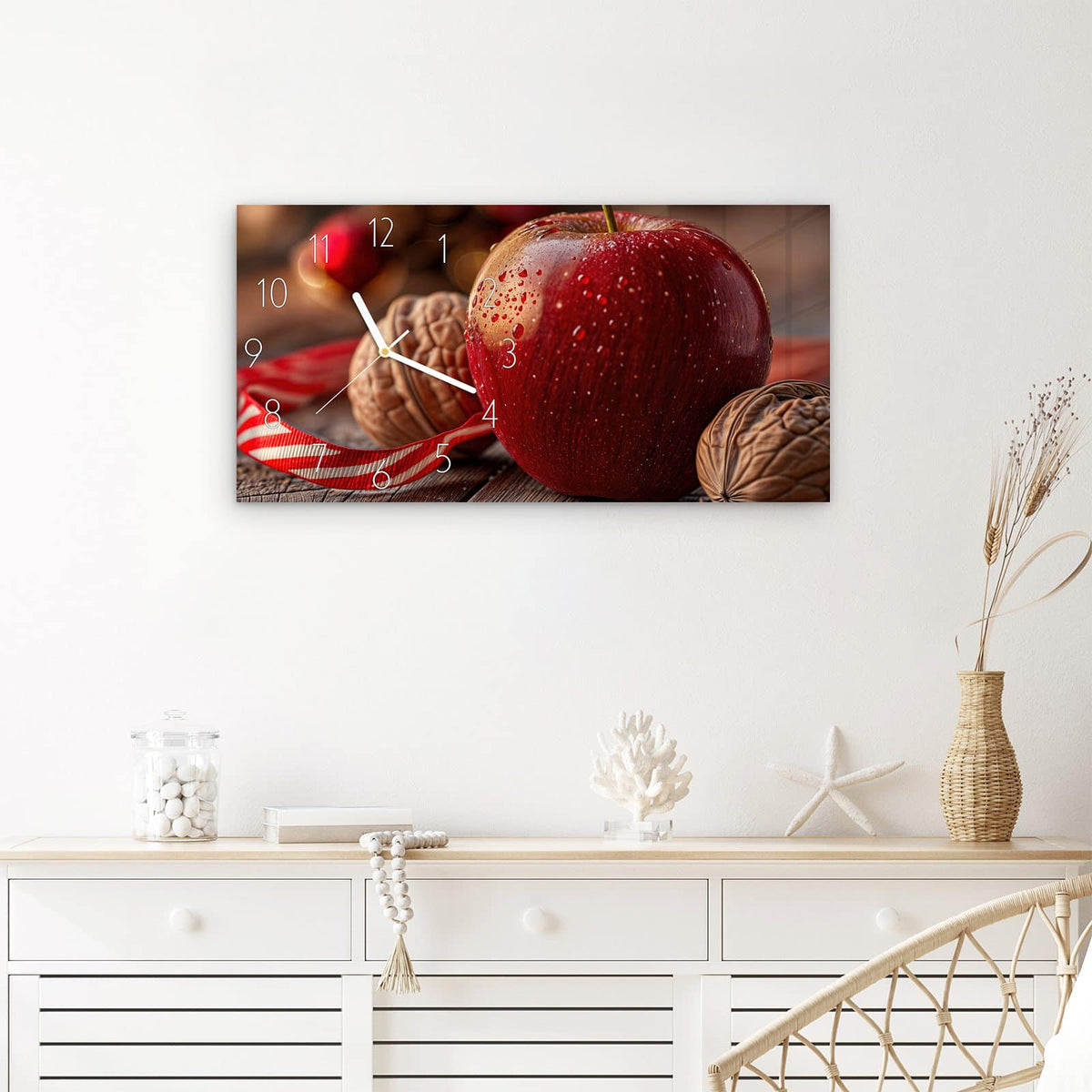 Wanduhr Apfel und Nüsse aus Glas – Querformat 60 × 30 cm – Roter Apfel mit Walnüssen