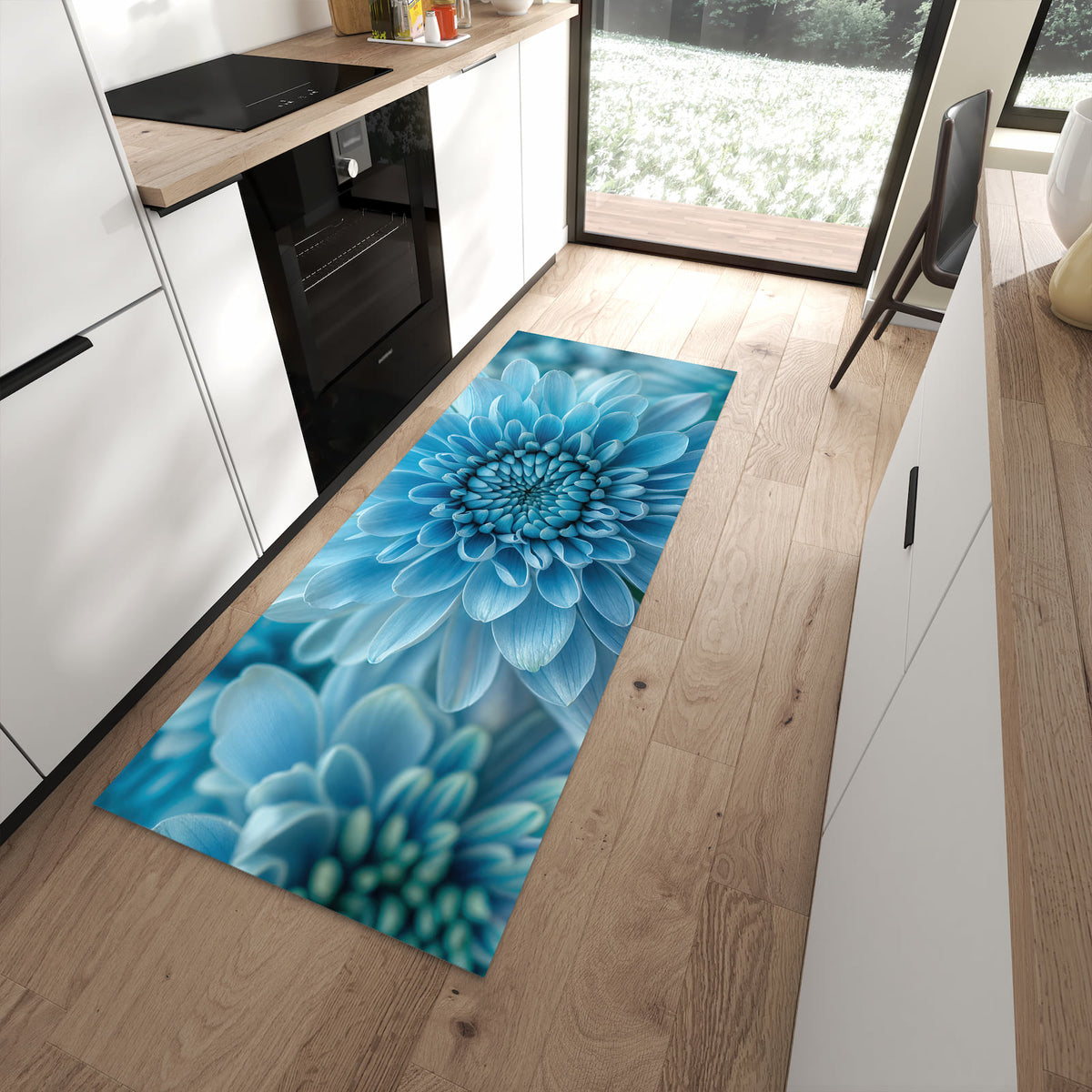 Feuchtigkeitsresistenter Teppichläufer mit Motiv Blume von Blaue in moderner Küche
