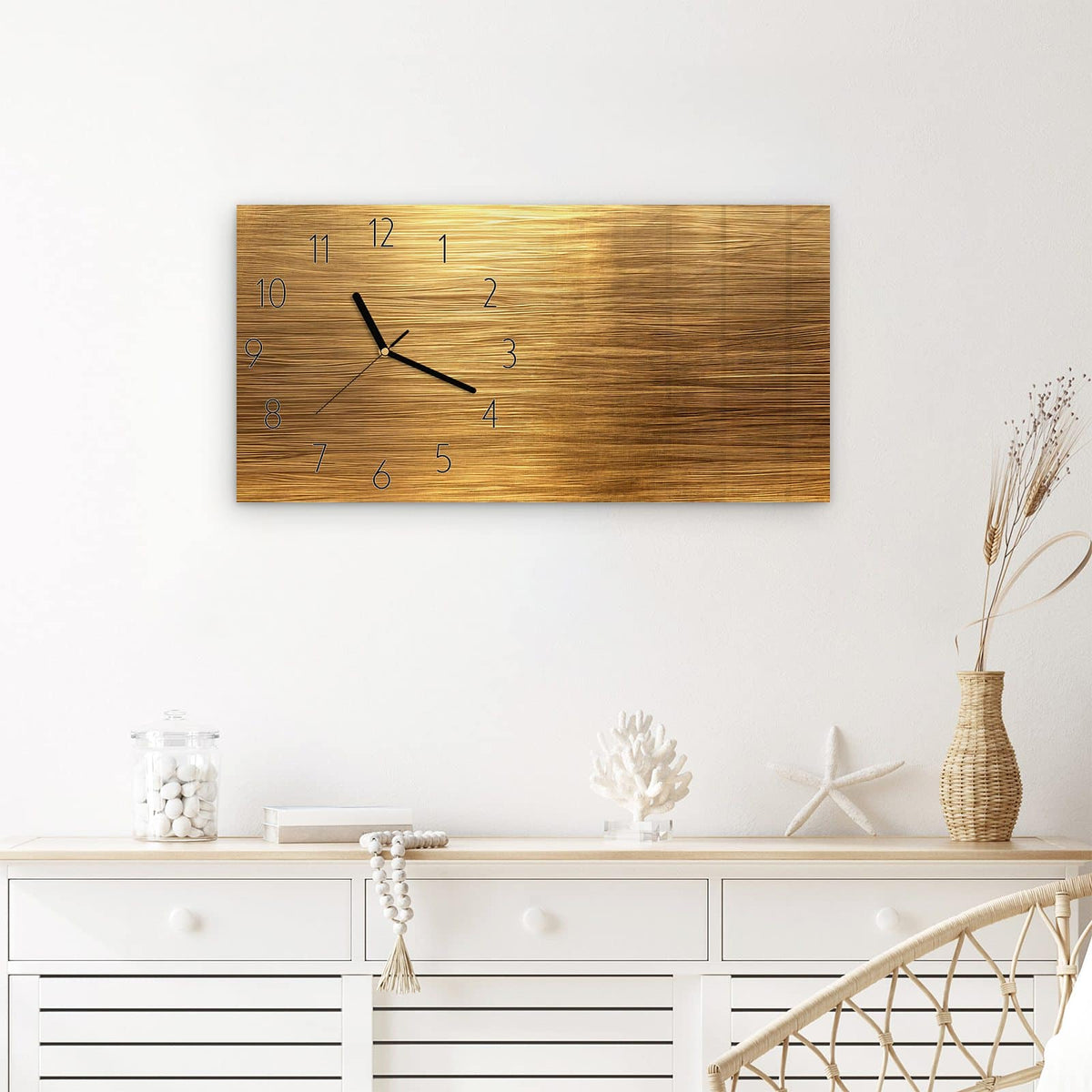 Wanduhr Golden Textured Surface aus Glas – Querformat 60 × 30 cm – Glänzendes Gold mit feinen Linien