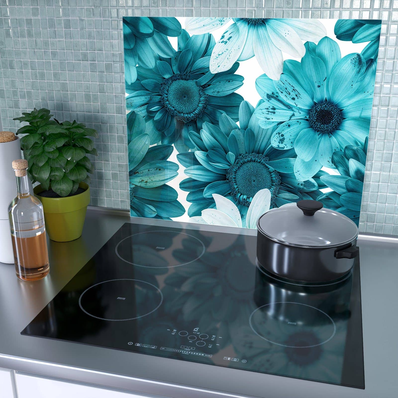 1-teilige Herdabdeckplatte mit Blaue Blütenpracht-Motiv als Spritzschutz hinter dem Kochfeld