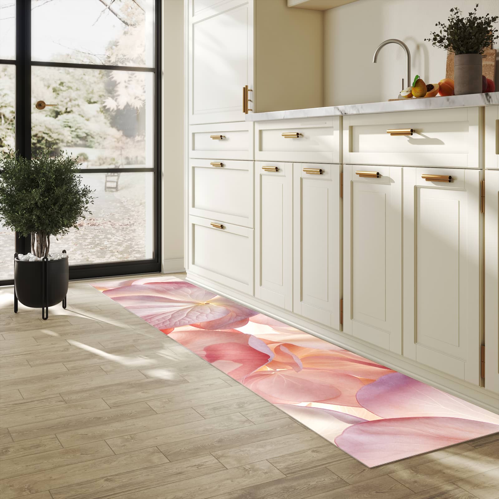 Langlebiger Küchenläufer mit Motiv Pastellblütenzauber in heller Küche