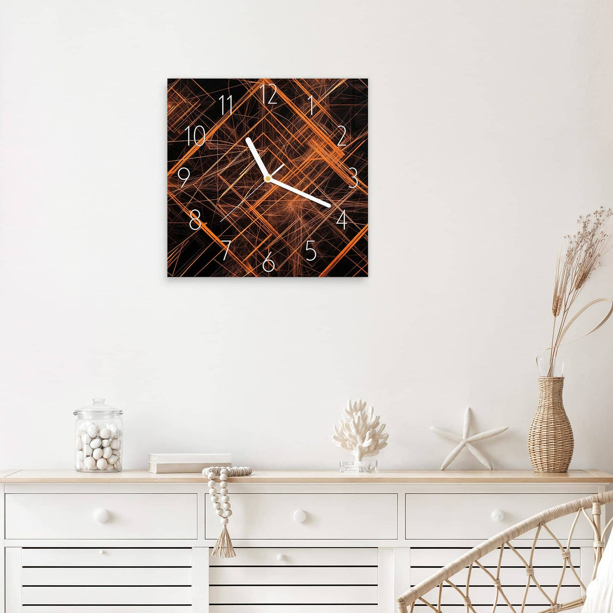 Wanduhr Orange Lichtlinien aus Glas – Quadratisch 30 × 30 cm – Orange Linien auf Schwarz