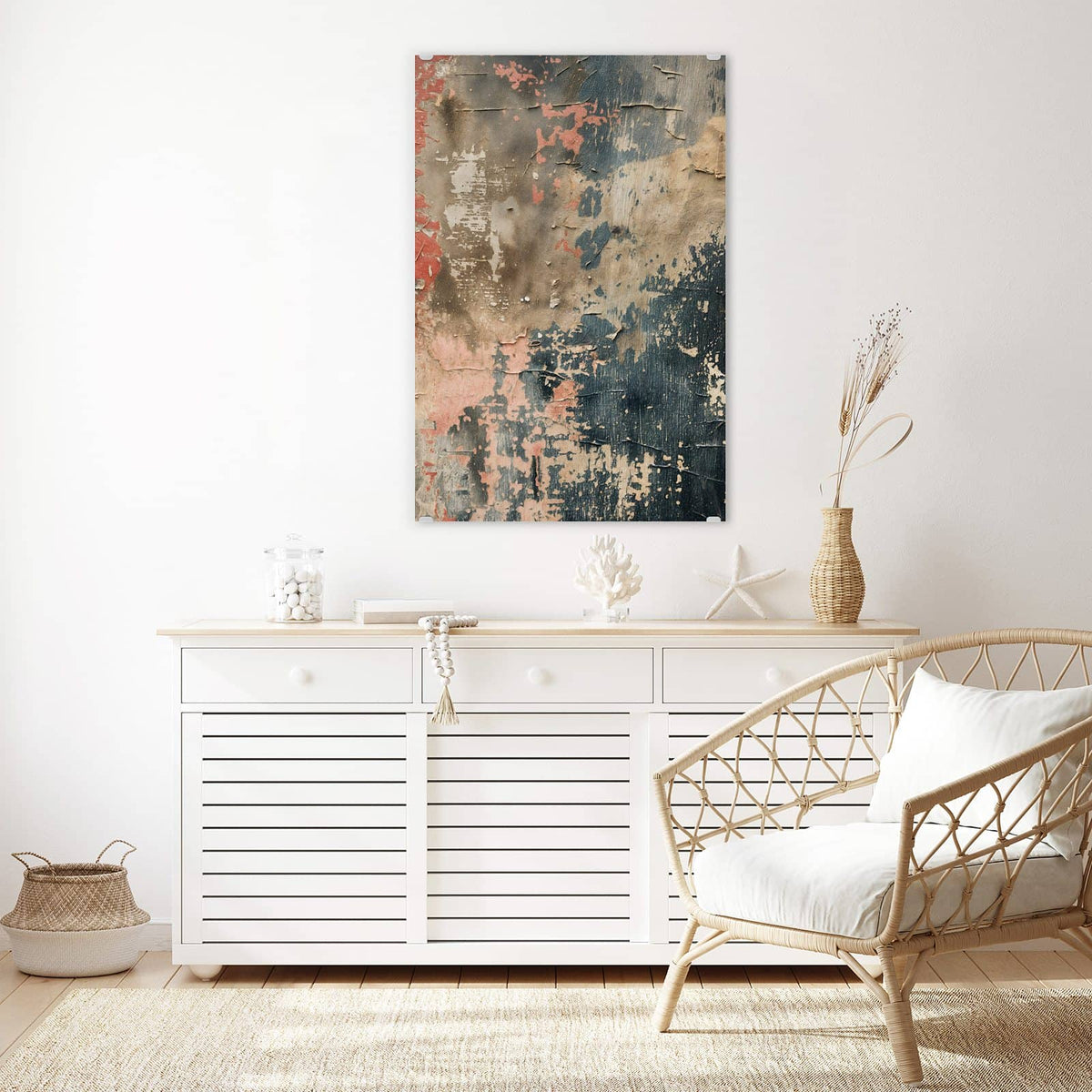 Glasbild Rissige Farbschichten an der Wand – abblätternde Farbschichten in Rot, Blaugrau und Beige auf rissigem Putz