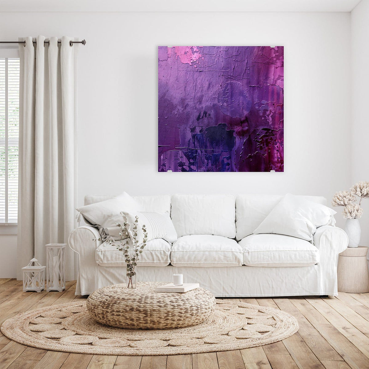 Glasbild Violette Farbschichten an der Wand – Dick gespachtelte Farbe in Violett, Magenta und Dunkelblau