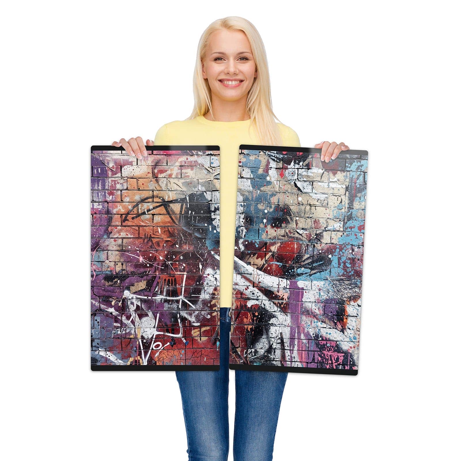 2-teilige Herdplattenabdeckung mit Graffiti- Mauer-Motiv wird zur Größendarstellung gehalten