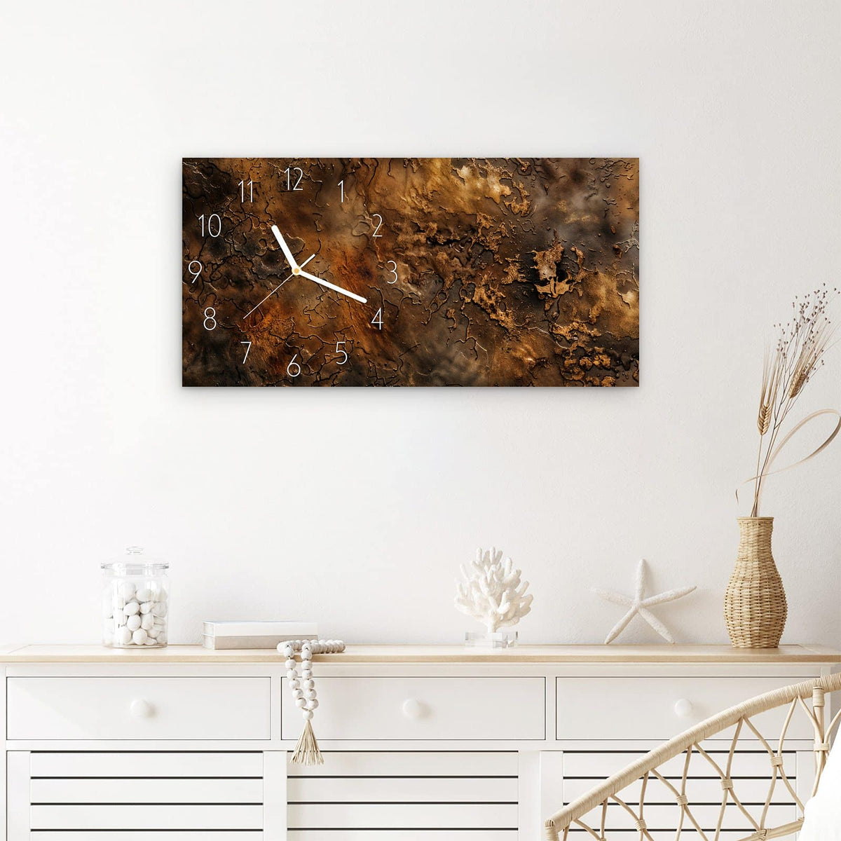 Wanduhr Abstrakte Erde aus Glas – Querformat 60 × 30 cm – Erdige Textur in Braun und Gold