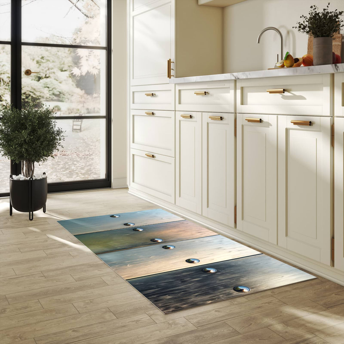 Komfortabler Küchenläufer mit Motiv Metallene Paneele in heller Küche