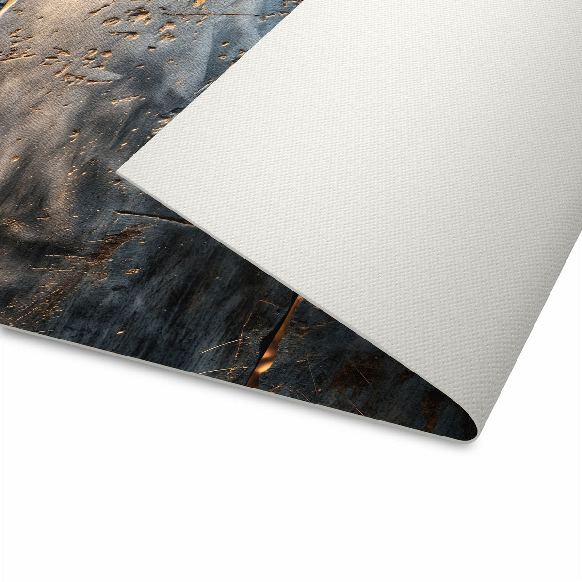Geruchsneutraler waschbarer Küchenteppich mit Motiv Metalltextur auf Unterseite