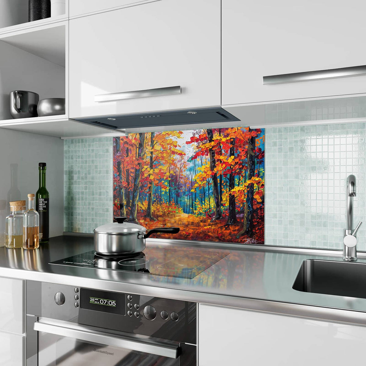 Küchenrückwand aus Glas Gemalter Herbstwald im Hochformat als Spritzschutz hinter dem Kochfeld, über dem Fliesenspiegel montiert