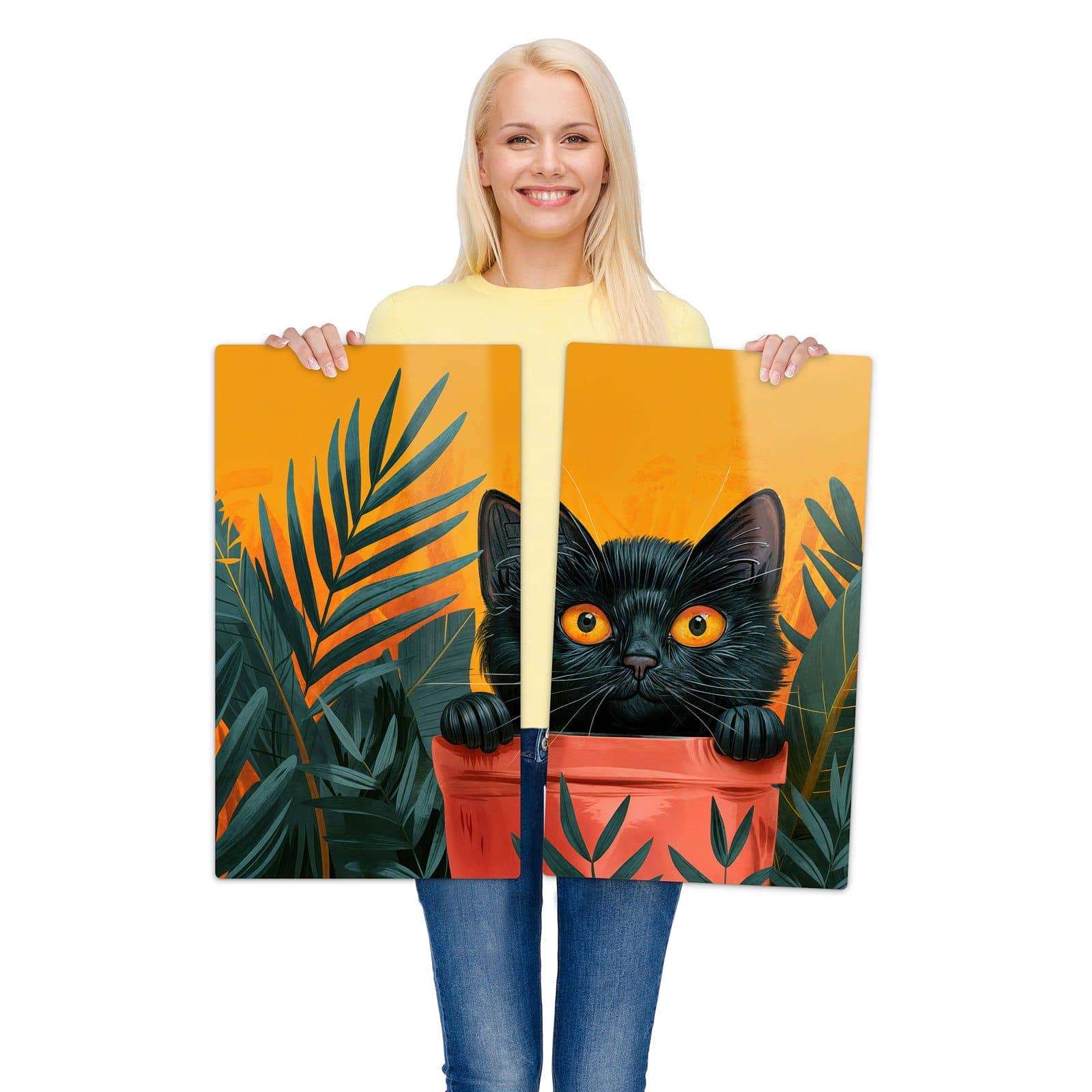 2-teilige Abdeckplatten mit Katze im Dschungel-Motiv werden zur Größendarstellung gehalten