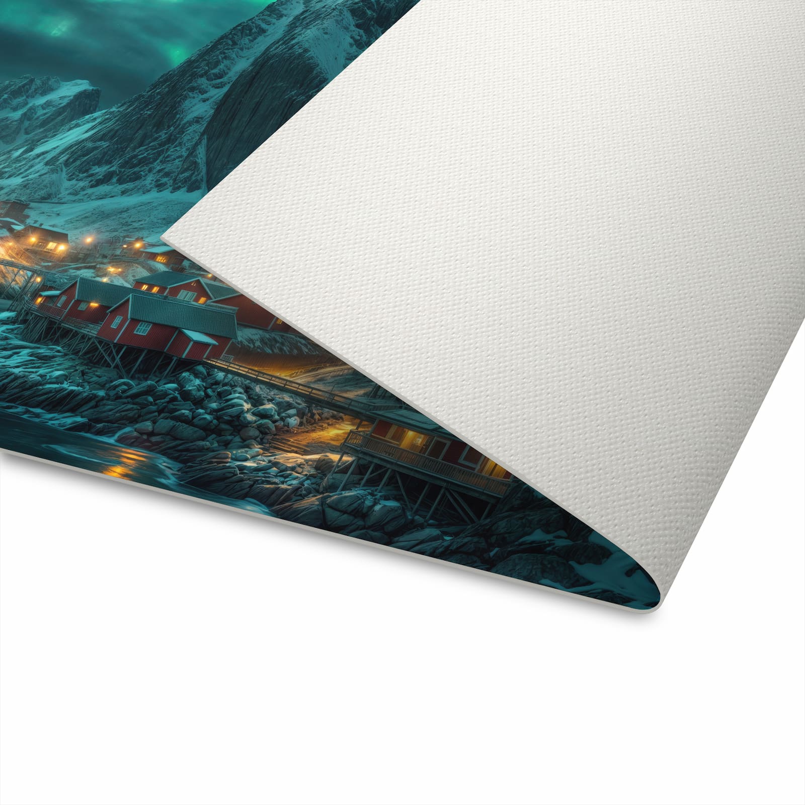 Langlebiger Küchenläufer mit Motiv Nordlichter über Fjord für die Unterseite