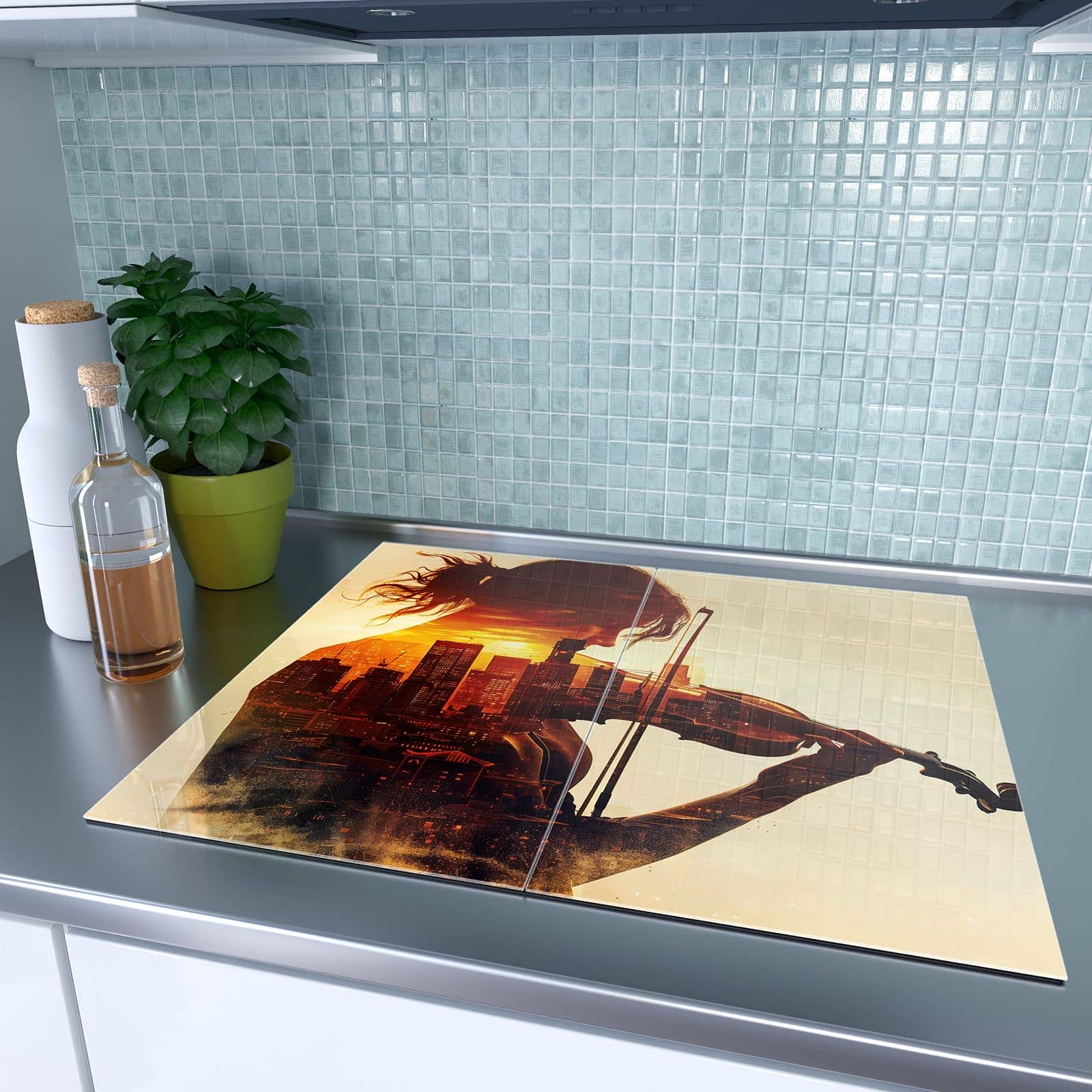 2-teilige Herdabdeckplatten für Ceranfeld mit Geige vor Skyline-Motiv in moderner Küche