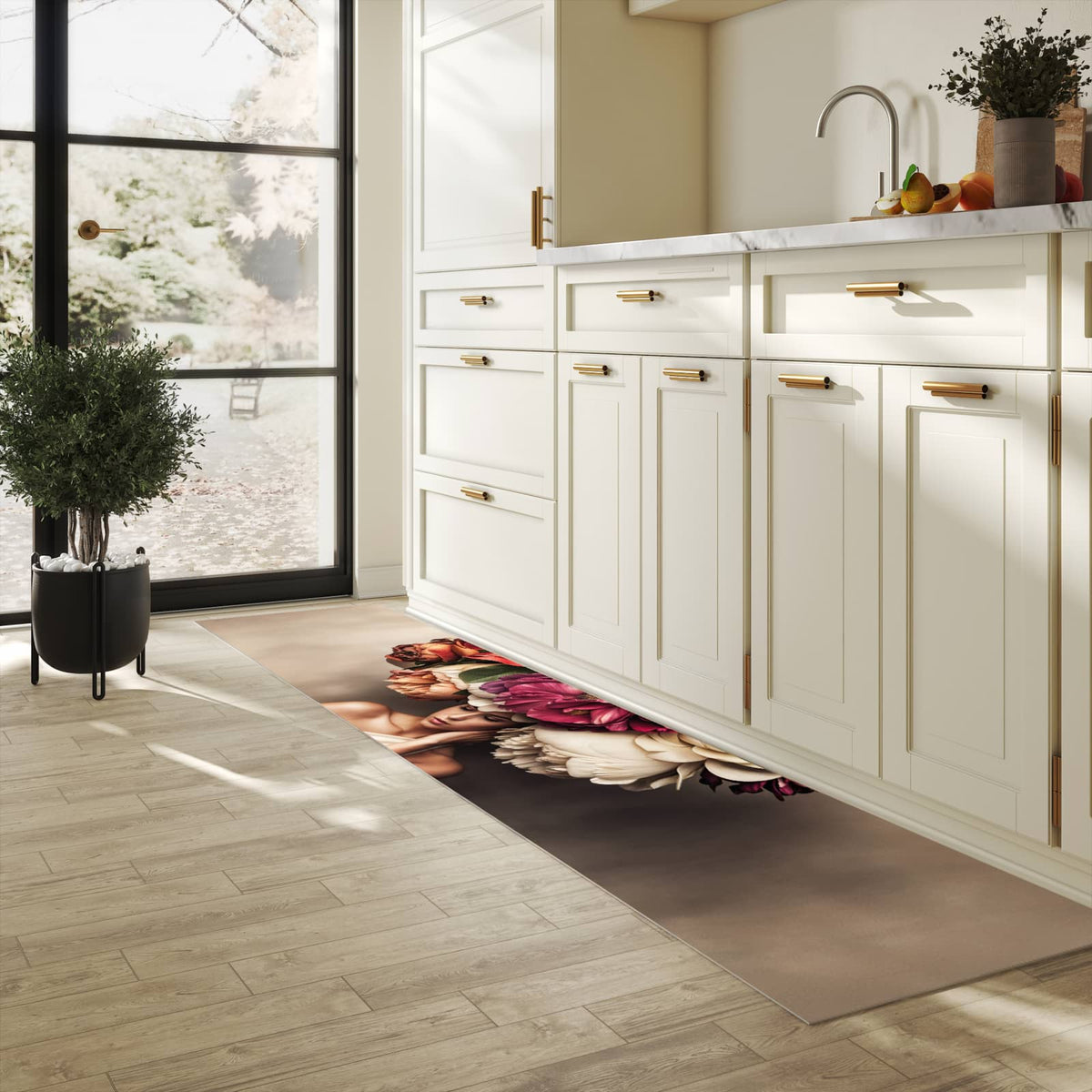 Geräuschdämpfender rutschfester Küchenteppich mit Motiv Blumenhut Portrait in heller Küche