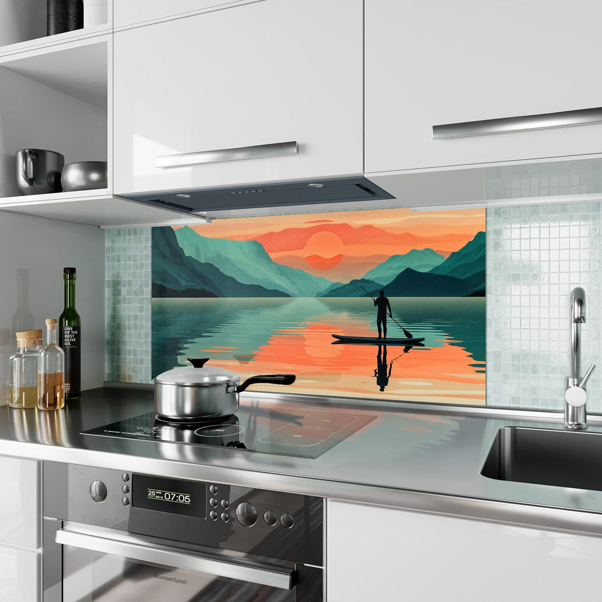 Küchenrückwand aus Glas Paddler im Abendrot im Hochformat als Spritzschutz hinter dem Kochfeld, über dem Fliesenspiegel montiert