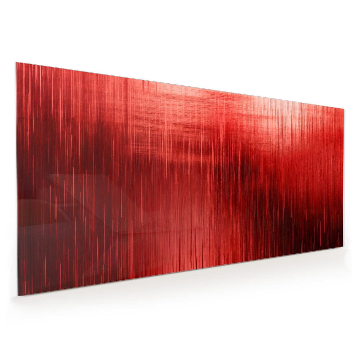Küchenrückwand aus Glas im Hochformat mit Motiv Vertikale Linien in Rot: Feine senkrechte Streifen in Rot, oben hell, nach unten ins Dunkelrot verlaufend.
