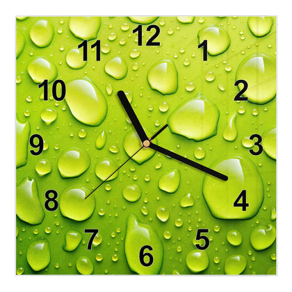Wanduhr Quadratisch mit dem Motiv Tropfen auf Grün