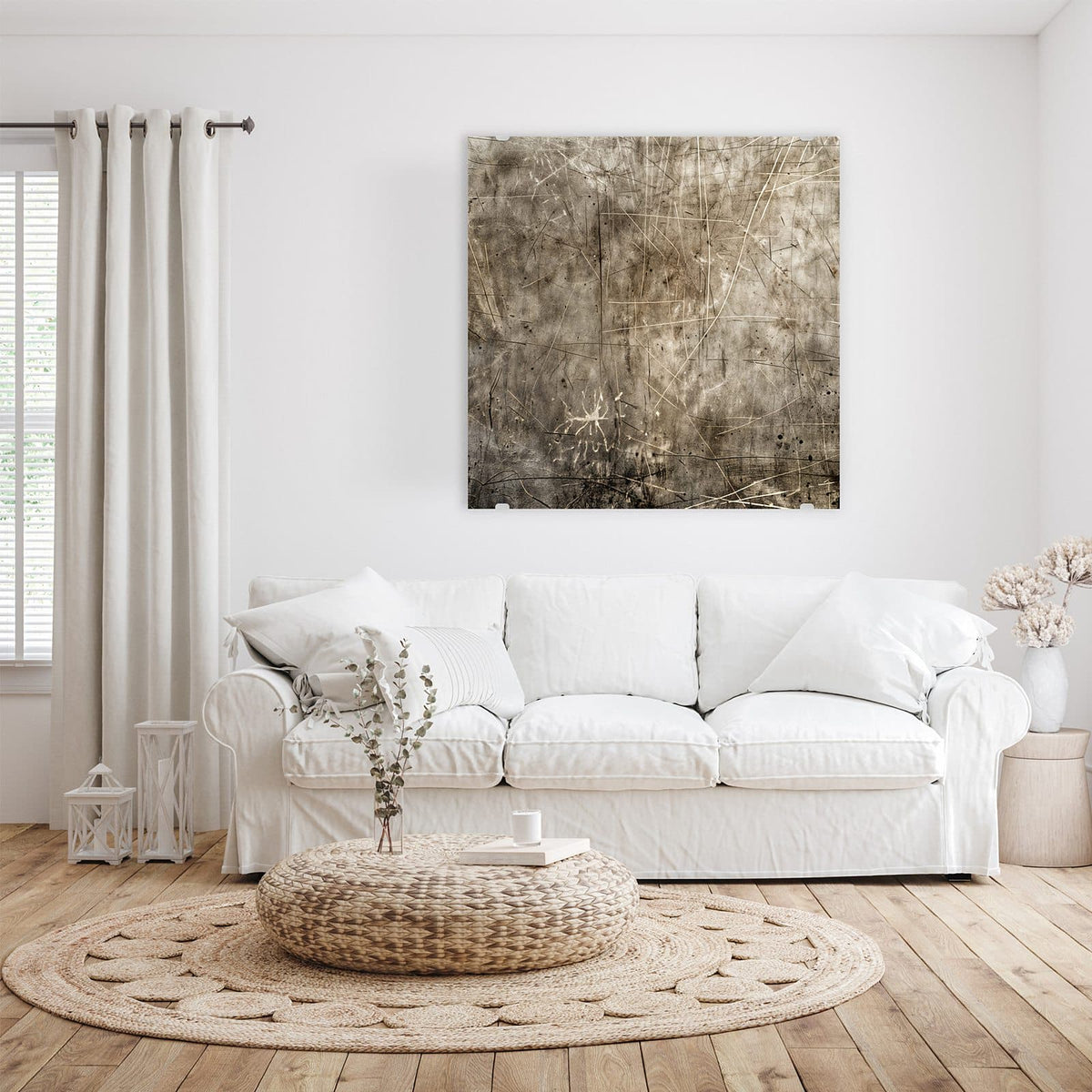 Glasbild Abstrakte Kratzstruktur an der Wand – Beige-graue Metall- oder Betonfläche voller feiner Kratzer und dunkler Sprenkel