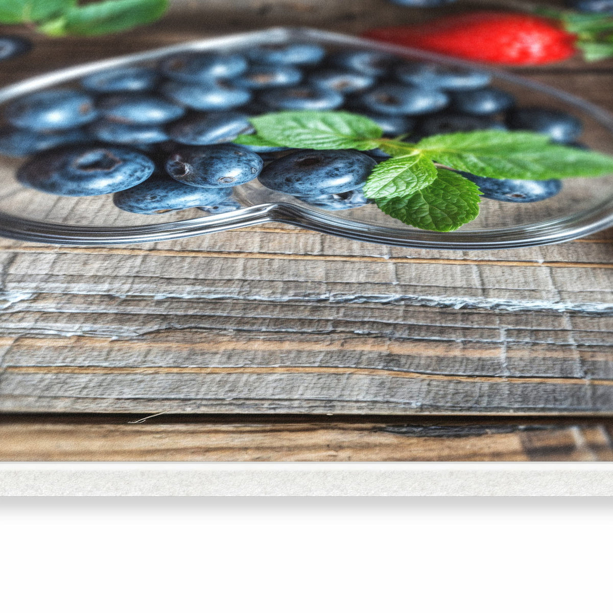 Formstabiler rutschfester Küchenläufer mit Motiv Herzschalen Beeren in seitlicher Ansicht
