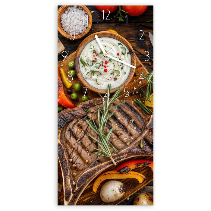 Wanduhr Grillmahlzeit aus Glas – Hochformat 30 × 60 cm mit Ziffernblatt Elegant