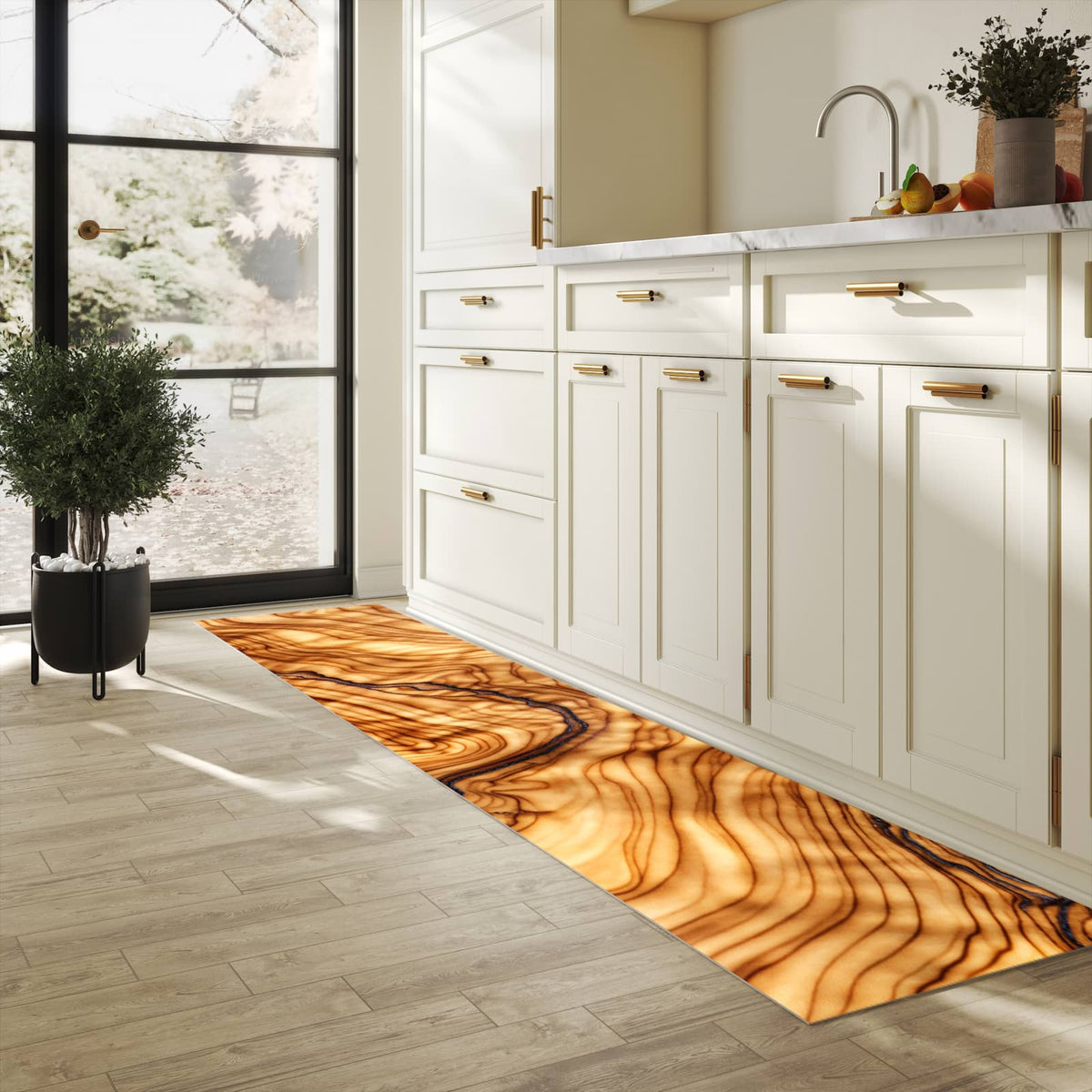 Strapazierfähiger Teppich für Esstisch mit Motiv Holzmuster in heller Küche