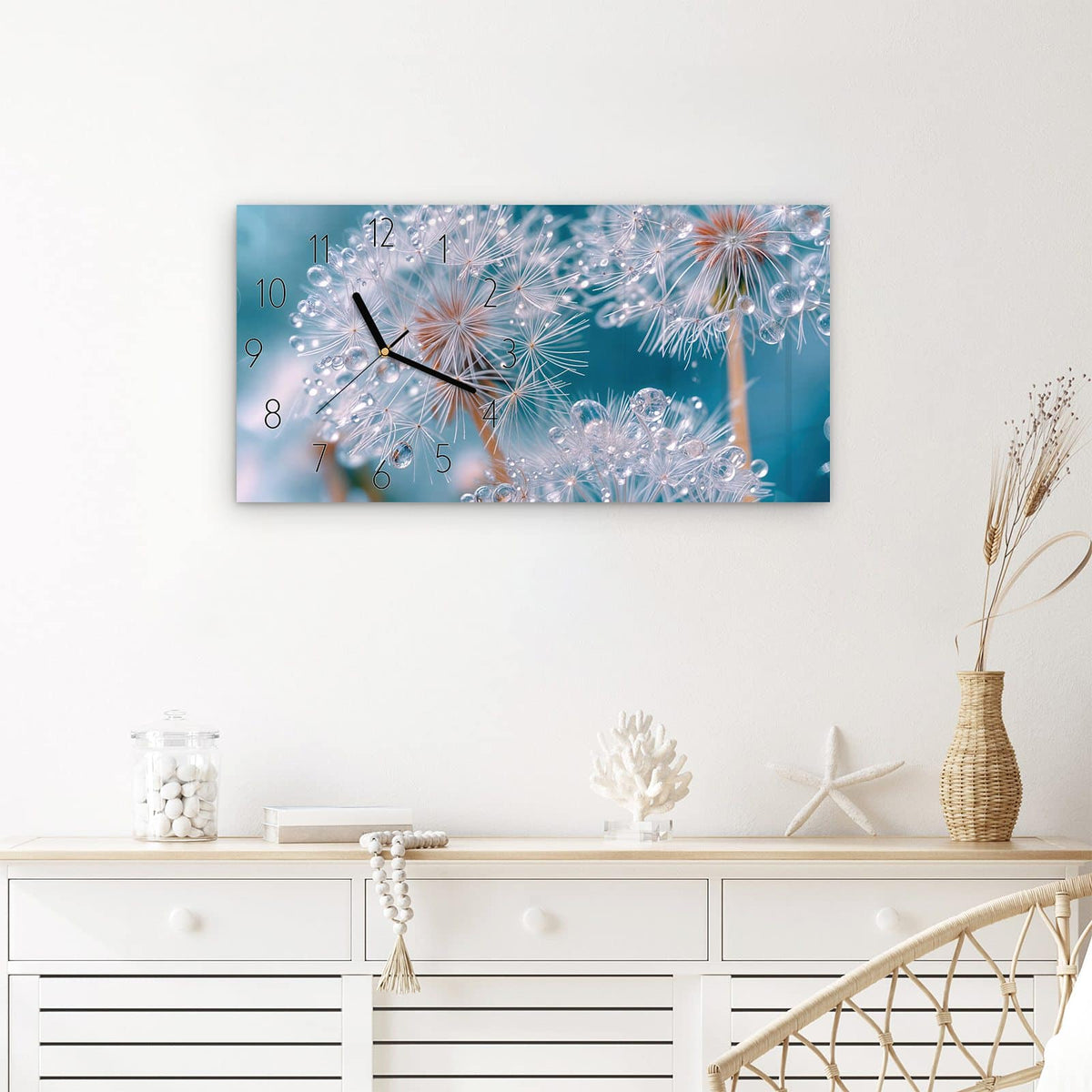 Wanduhr Wassertropfen Pusteblume aus Glas – Querformat 60 × 30 cm – Pusteblumen mit schimmernden Tropfen
